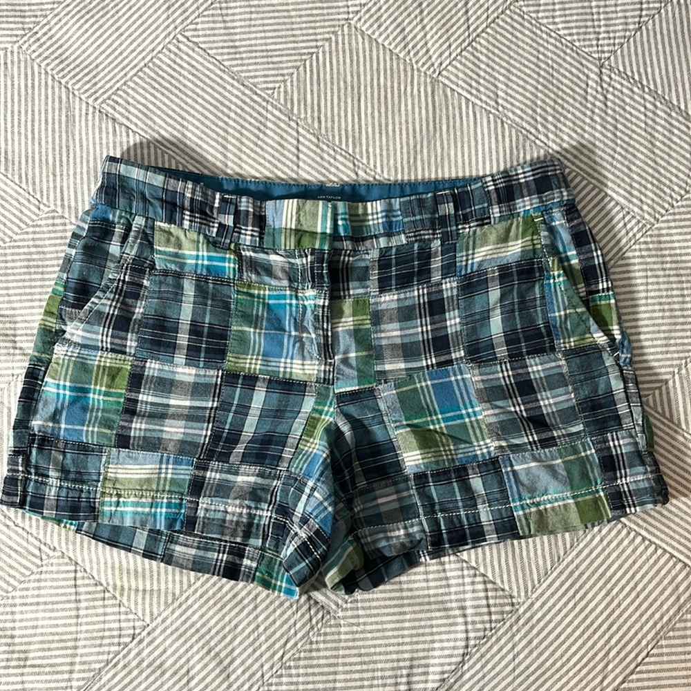 Women's Loft Shorts